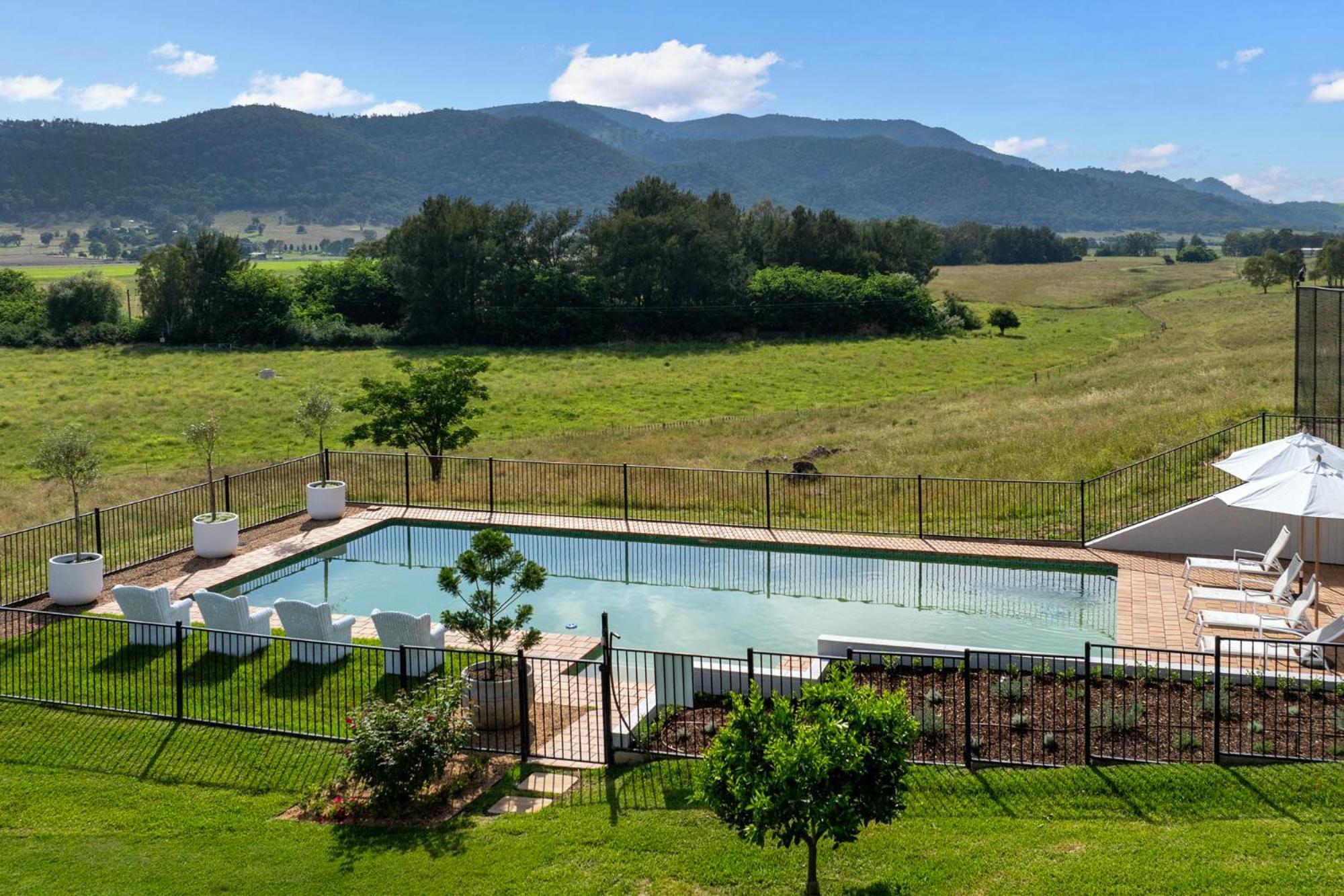 In The Grove, The Church, And Premium Private Homestead Mudgee