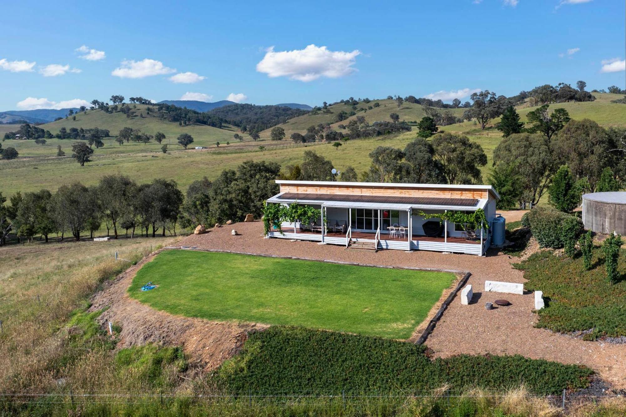 Farm stay In The Grove, The Church, And Premium Private Homestead Mudgee